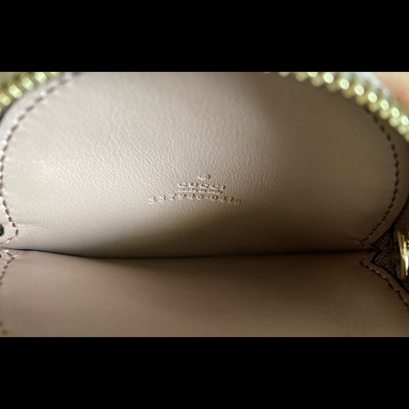 ✨SOLD!✨Gucci✨NWT!✨RARE Soho Disco GG Leather Purse - Picture 7 of 9